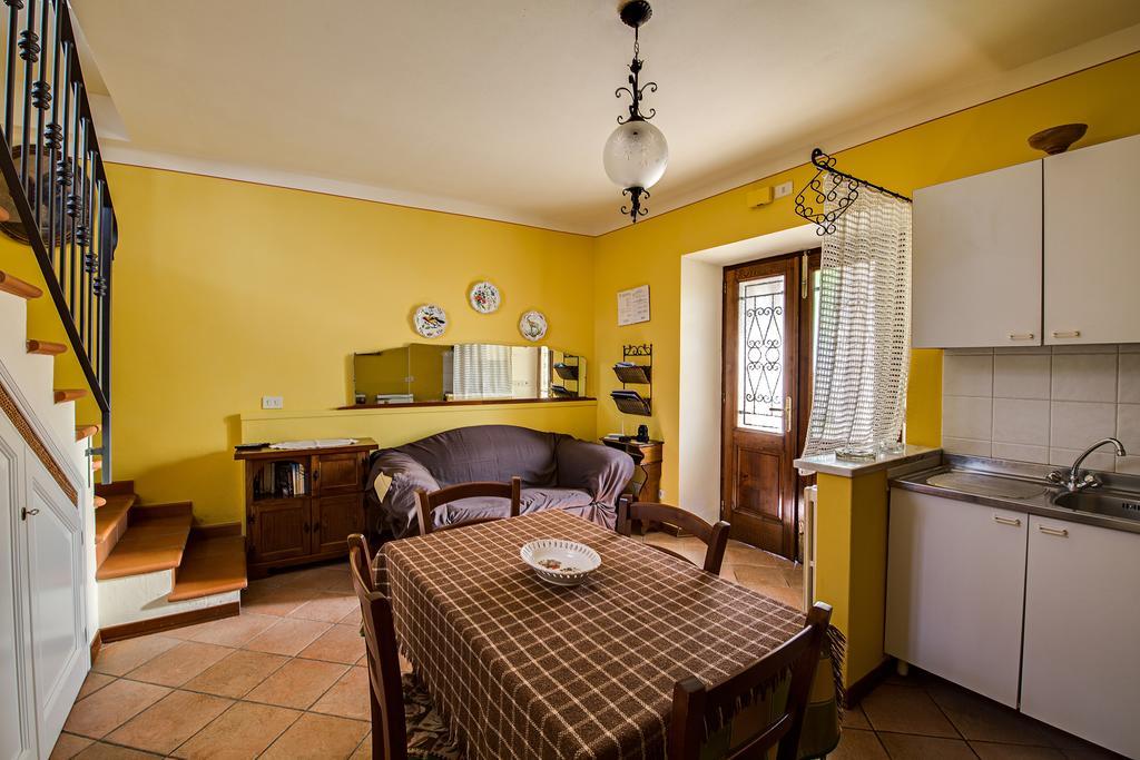 Cottage House Il Palazzetto Castelnuovo di Garfagnana Esterno foto